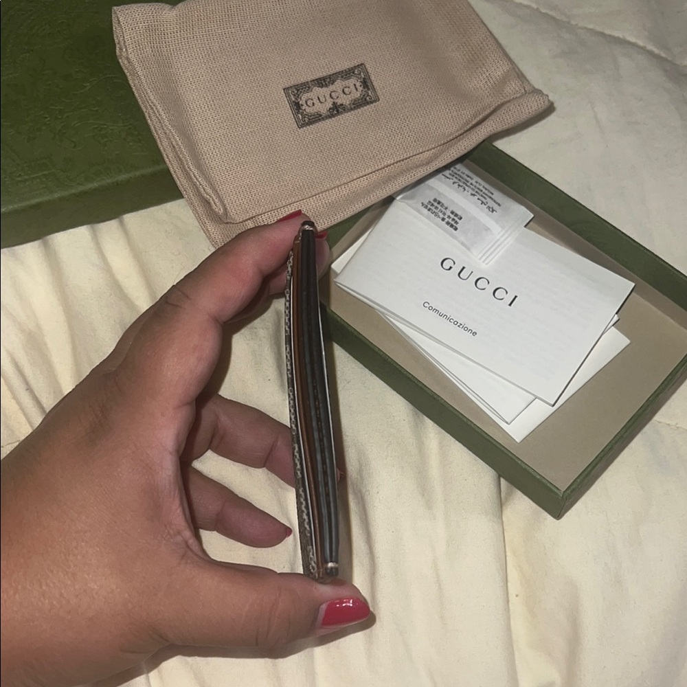 Gucci official GG Supreme Beige Canvas Card Case & Card Holder - Picture 8 of 9